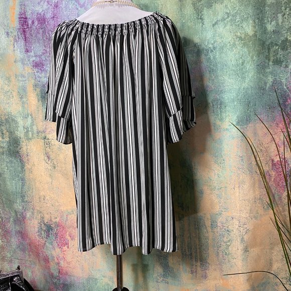 📌 Violet & Claire Carmen Style striped Blouse with wide Short Sleeves - Picture 2 of 10